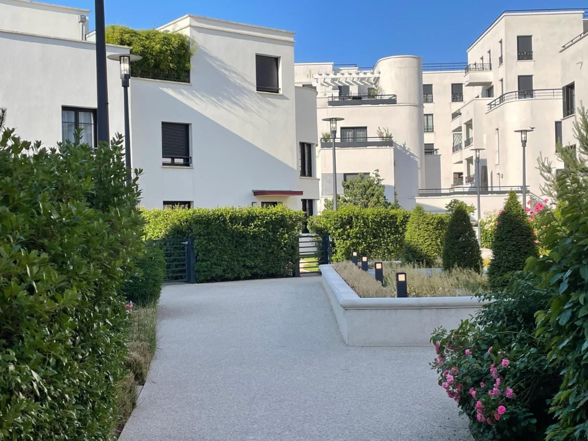 Anvi Dream Paris Disney Apartment เชสซี ภายนอก รูปภาพ